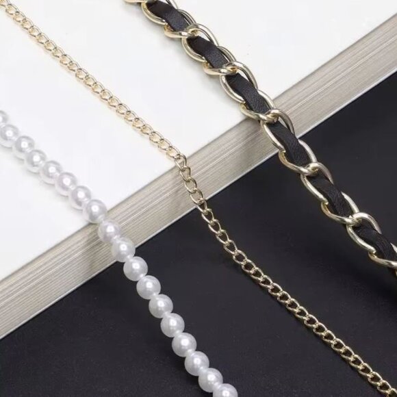 Triple Strand Gold Pearl Glasses Chain – Luxury Eyewear  Luxury  Pearl Gold Leather Glasses  Straps Triple Chain